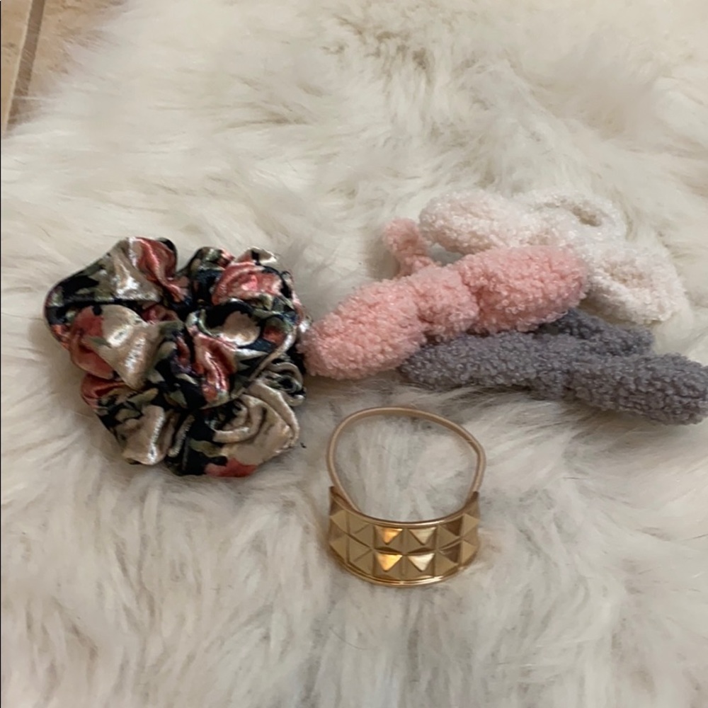 Scrunchie bundle!